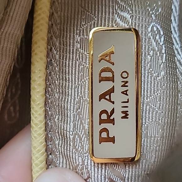 Prada camera bag - Picture 9 of 14